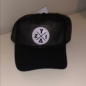 NEW ZYIA black mesh truckers hat